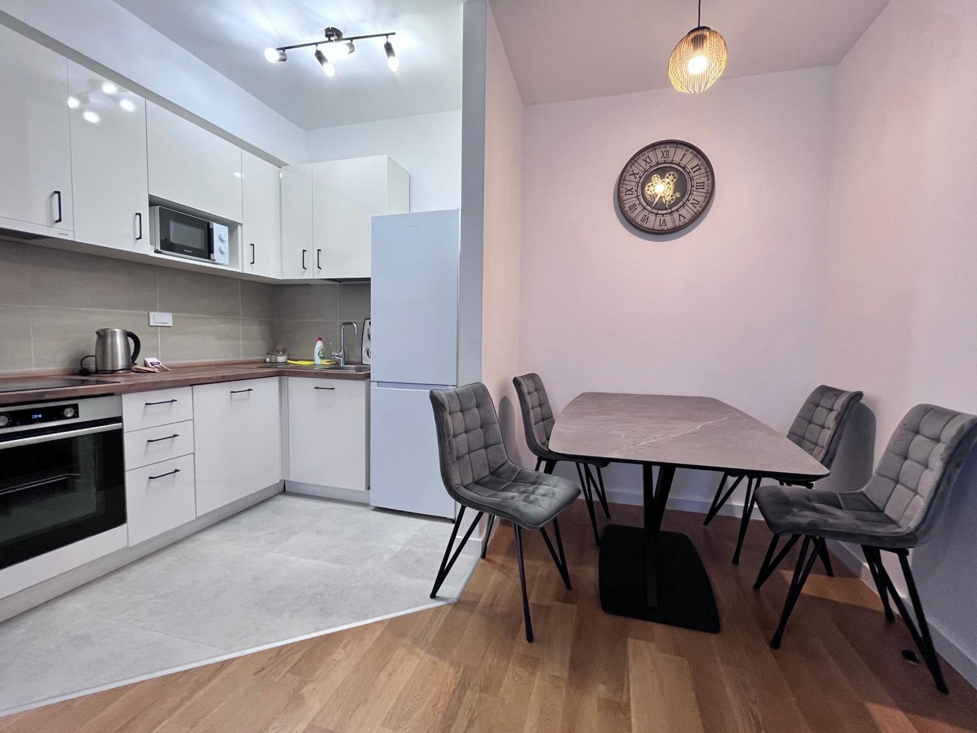 Tivat Apartments Luaran gambar